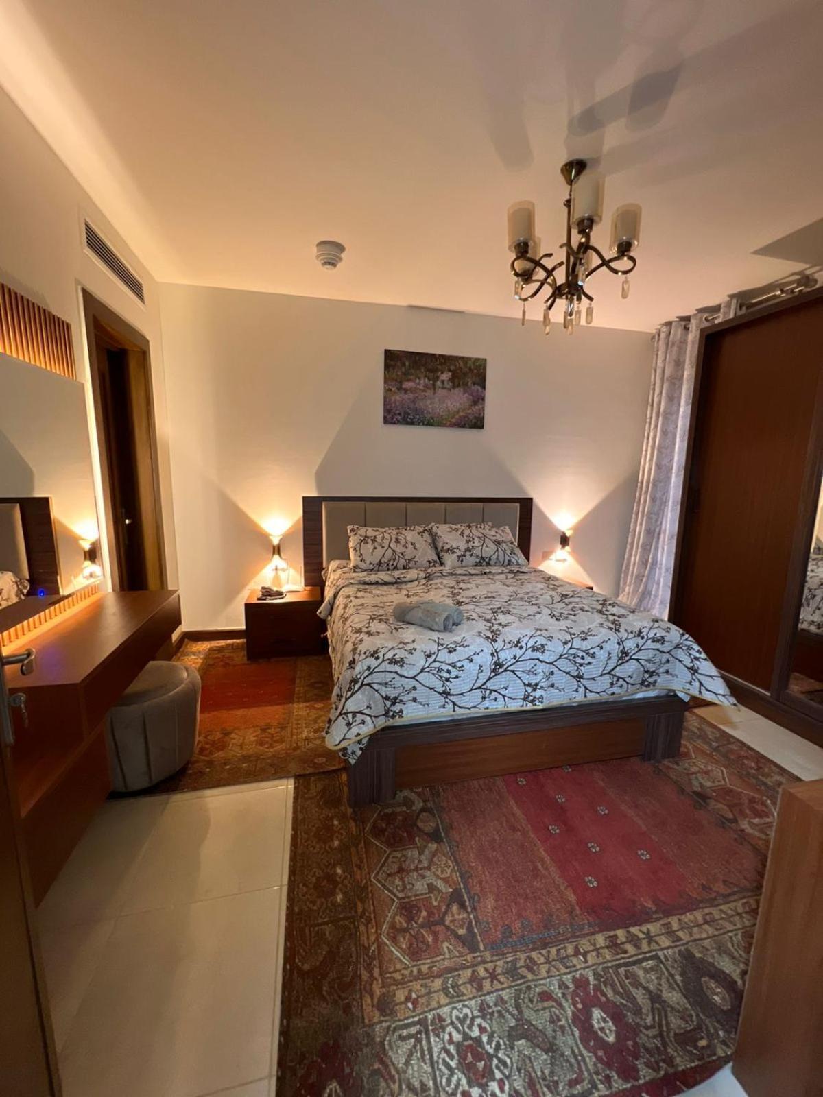 Nyoum New Aparthotel *